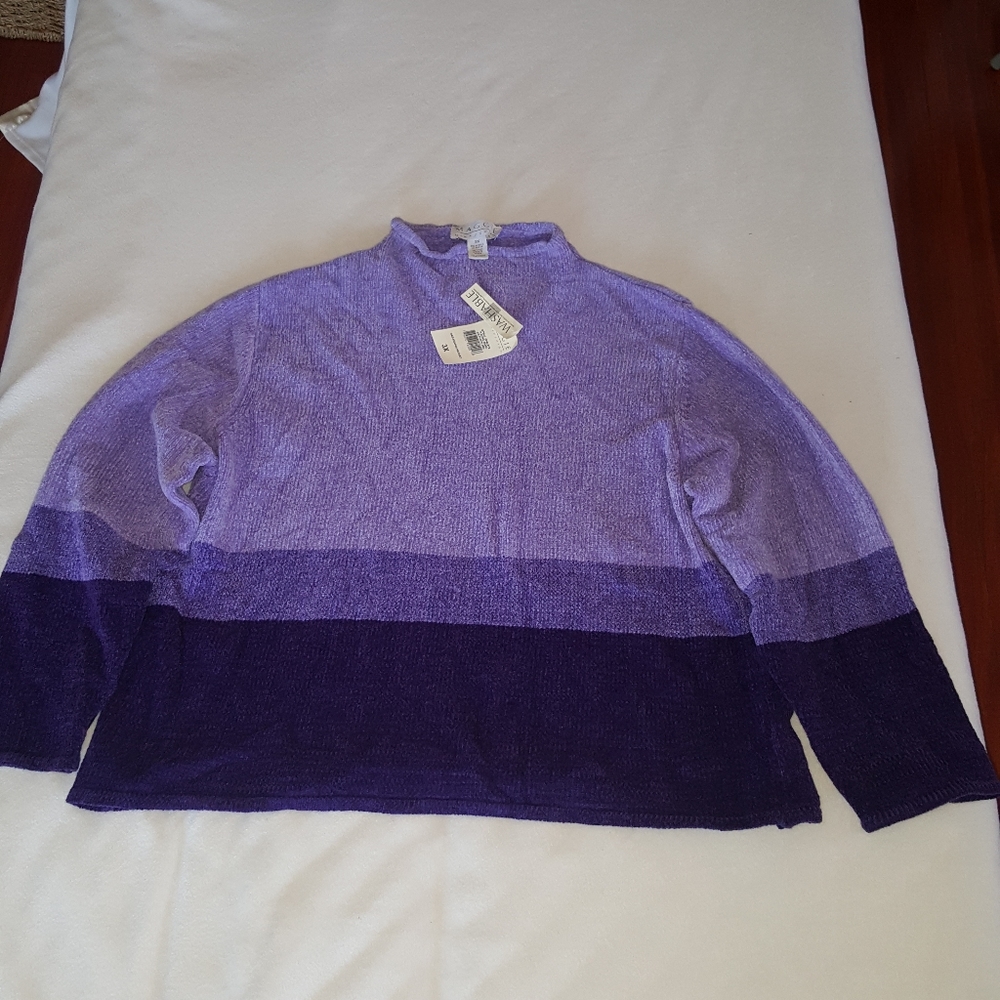 Turtle  neck sweater